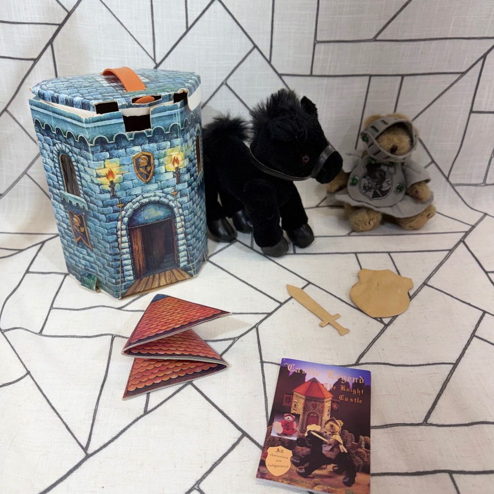 Takara Castle Legend The Knight Castle OS Blue Vintage Plush Bear Knight Playset